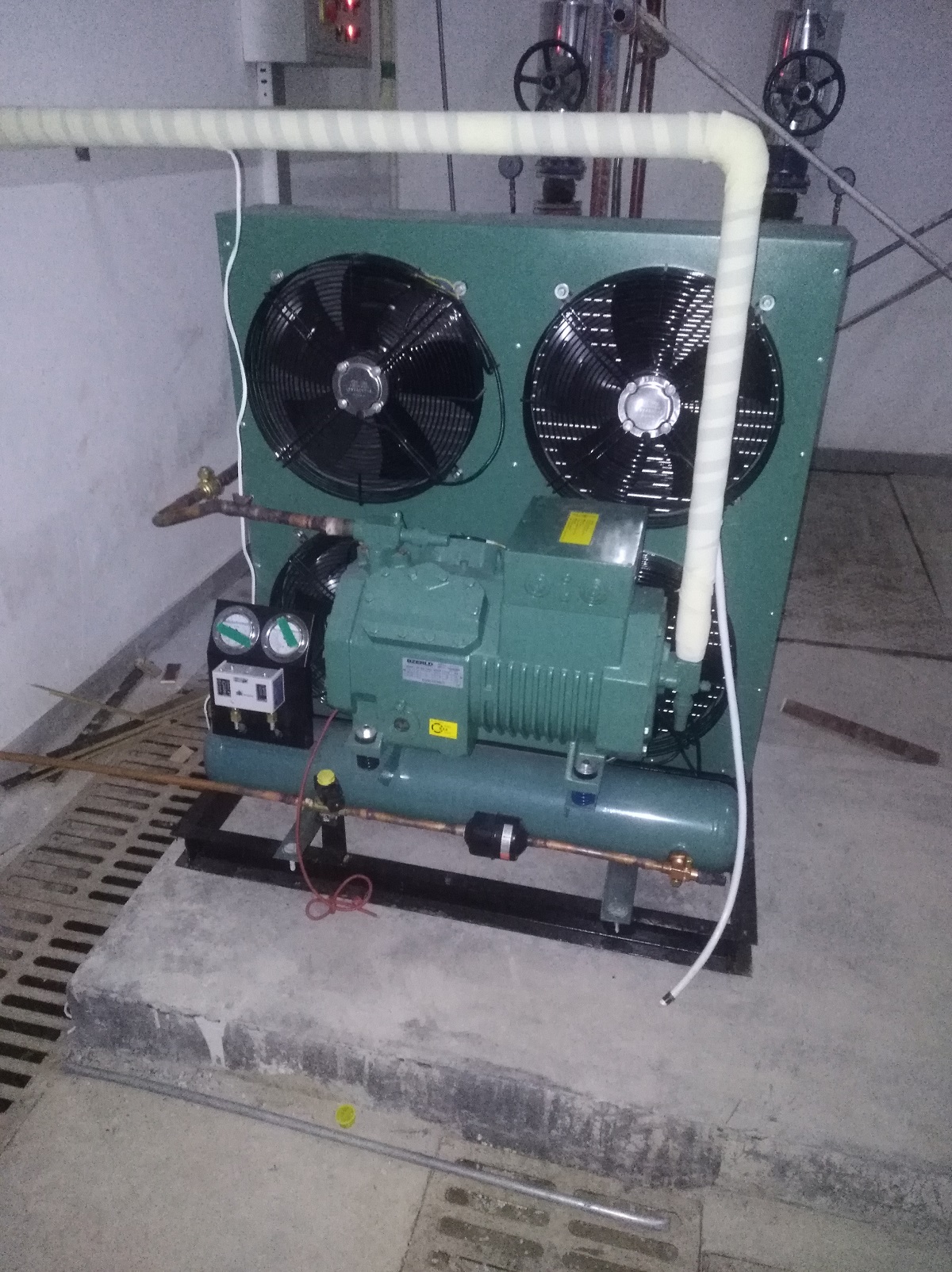 ��(j��)�����(k��)���b